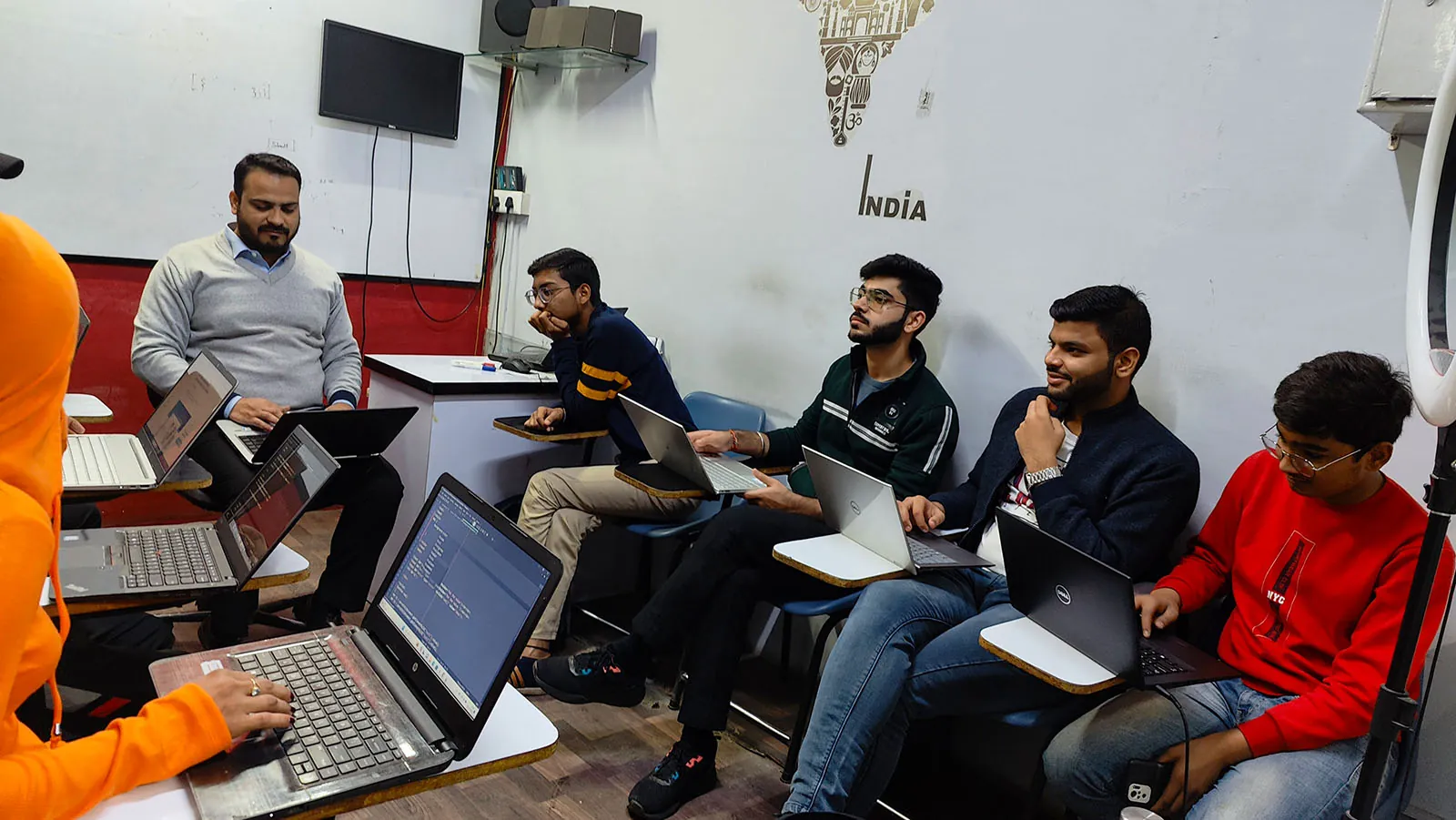 Hands-on lab session at Credible Academy, Saharanpur